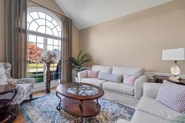 16810 Westglen Farms Drive, Wildwood, MO 63011