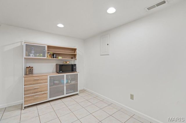 16810 Westglen Farms Drive, Wildwood, MO 63011