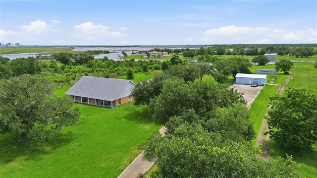 226 Devall Road, Hackberry, LA 70645