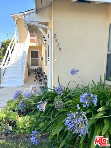 2514 W Chandler Boulevard, Burbank, CA 91505