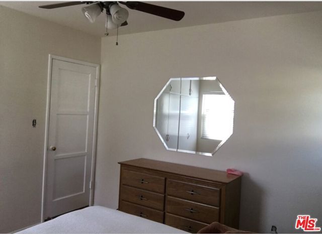 2514 W Chandler Boulevard, Burbank, CA 91505
