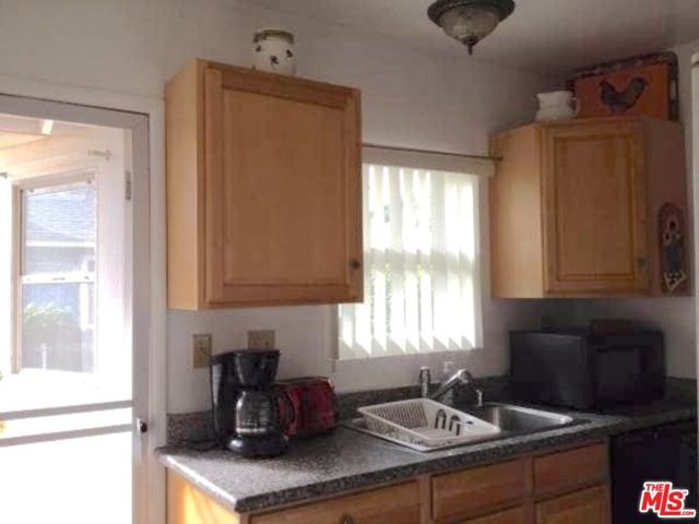 2514 W Chandler Boulevard, Burbank, CA 91505