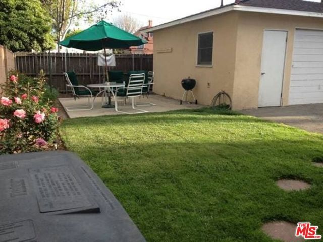 2514 W Chandler Boulevard, Burbank, CA 91505