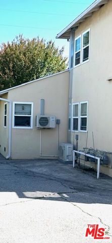 2514 W Chandler Boulevard, Burbank, CA 91505