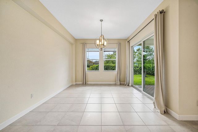 1031 Ember Ridge Run, Loxahatchee, FL 33470