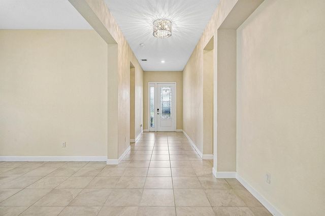 1031 Ember Ridge Run, Loxahatchee, FL 33470