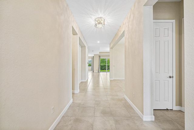 1031 Ember Ridge Run, Loxahatchee, FL 33470