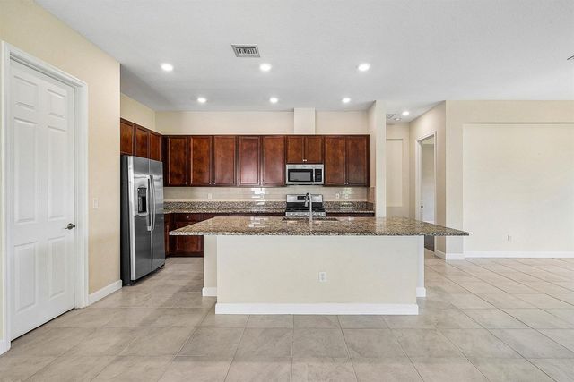 1031 Ember Ridge Run, Loxahatchee, FL 33470