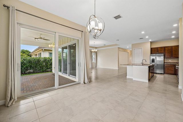 1031 Ember Ridge Run, Loxahatchee, FL 33470