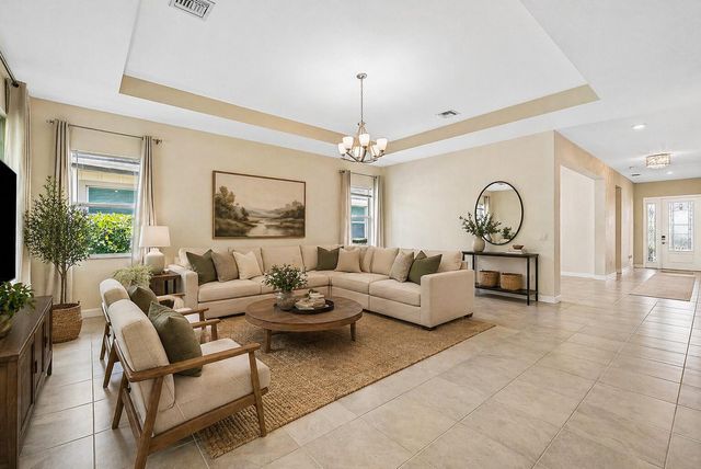 1031 Ember Ridge Run, Loxahatchee, FL 33470