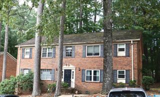 2045 Montreat Cir Apt D, Vestavia Hills, AL 35216