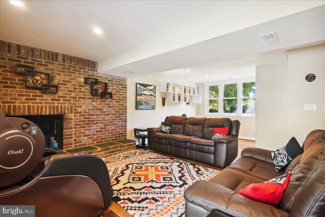 15208 BUNCHBERRY CT, North Potomac, MD 20878