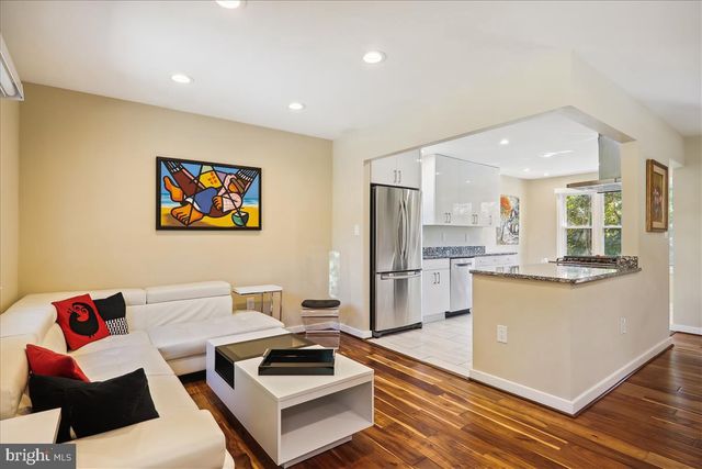 15208 BUNCHBERRY CT, North Potomac, MD 20878