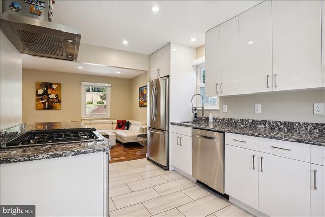 15208 BUNCHBERRY CT, North Potomac, MD 20878