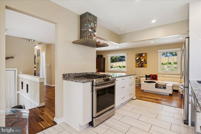 15208 BUNCHBERRY CT, North Potomac, MD 20878