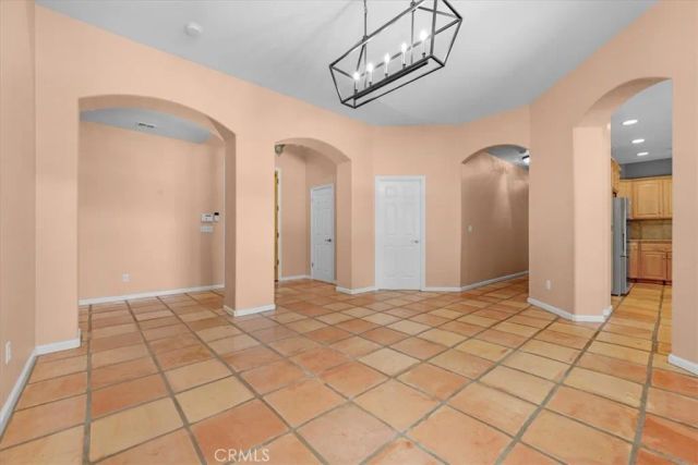 13715 E Nebraska Avenue, Kingsburg, CA 93631