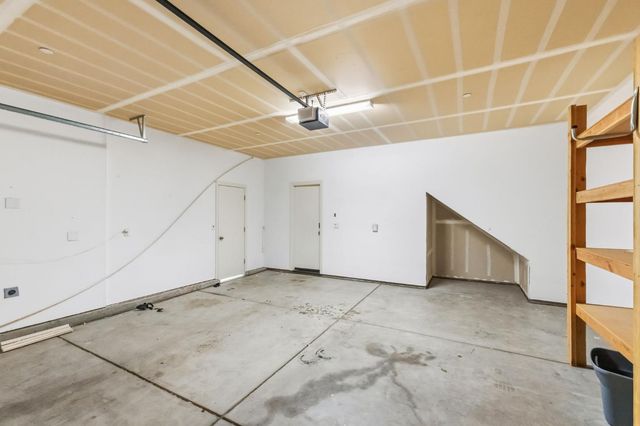 1568 Lambourn Way, Clovis, CA 93619