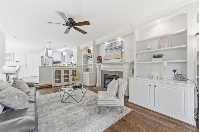 247 Pelican Court, Foster City, CA 94404