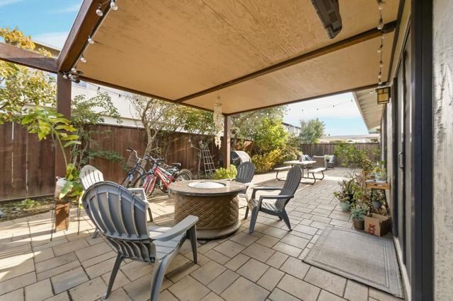 247 Pelican Court, Foster City, CA 94404