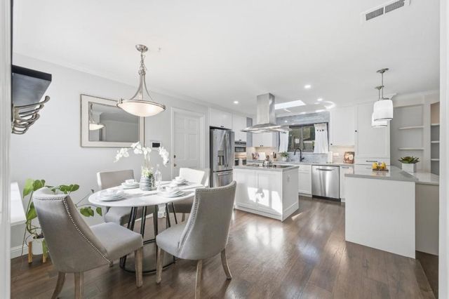 247 Pelican Court, Foster City, CA 94404