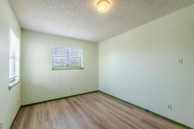 2000 Kenneth Ave B, Austin, TX 78741