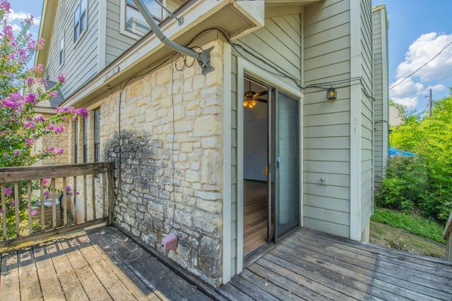 2000 Kenneth Ave B, Austin, TX 78741