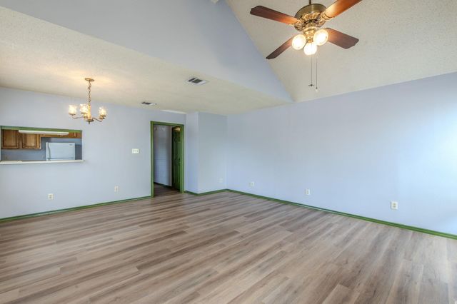 2000 Kenneth Ave B, Austin, TX 78741
