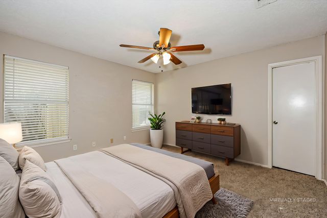 606 Plainview Drive, Mansfield, TX 76063
