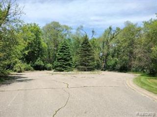 0000 Foal Boulevard, Commerce Twp, MI 48382
