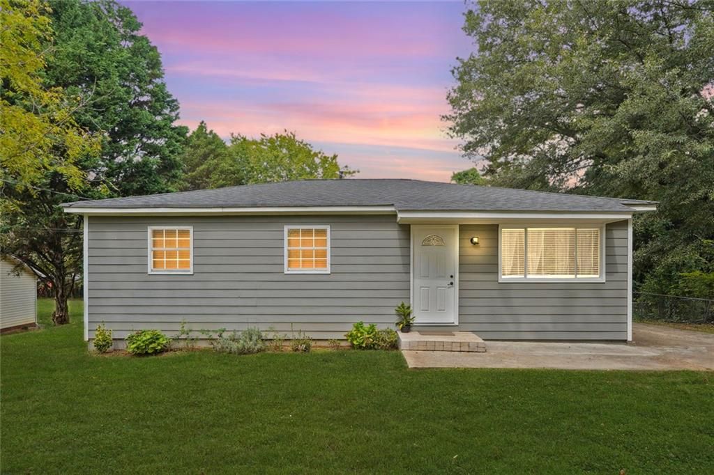 2199 Clairmont Circle, Snellville, GA 30078