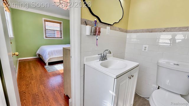 11136 Sunburst Avenue, Warren, MI 48089