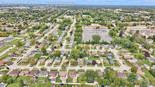11136 Sunburst Avenue, Warren, MI 48089