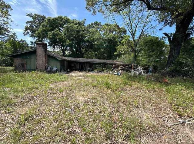 4370 Lott Road, Semmes, AL 36613