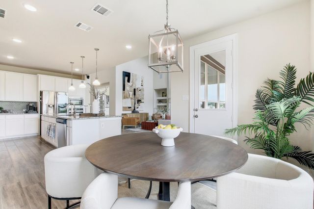 304 Coniglio CV, Austin, TX 78738