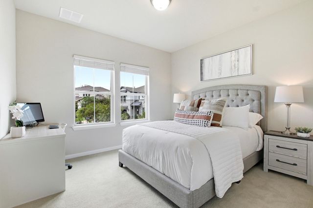 304 Coniglio CV, Austin, TX 78738