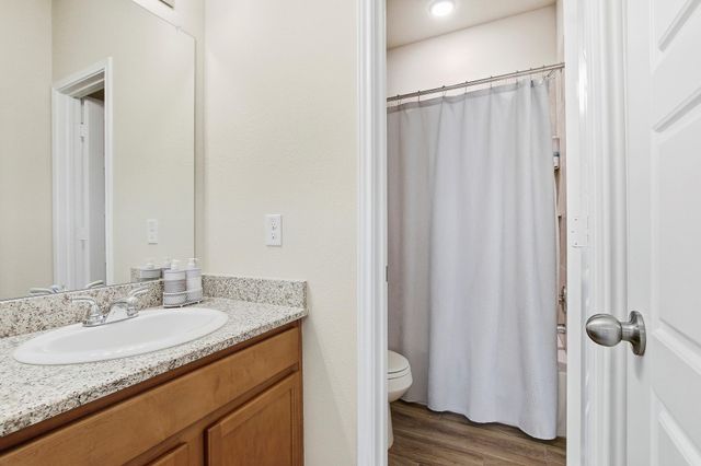 304 Coniglio CV, Austin, TX 78738