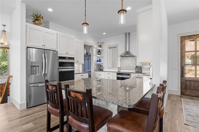 4 Forecastle Way, Salem, SC 29676