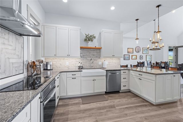4 Forecastle Way, Salem, SC 29676