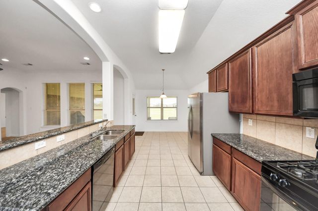 14618 Stablebrook Drive, Beach City, TX 77523