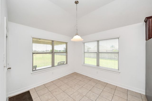 14618 Stablebrook Drive, Beach City, TX 77523