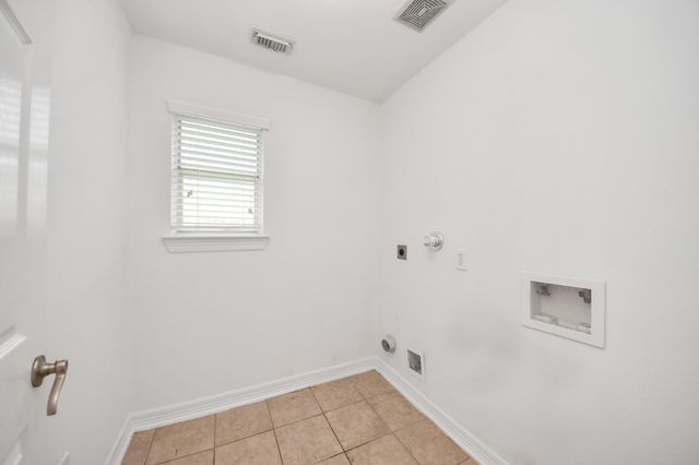 14618 Stablebrook Drive, Beach City, TX 77523