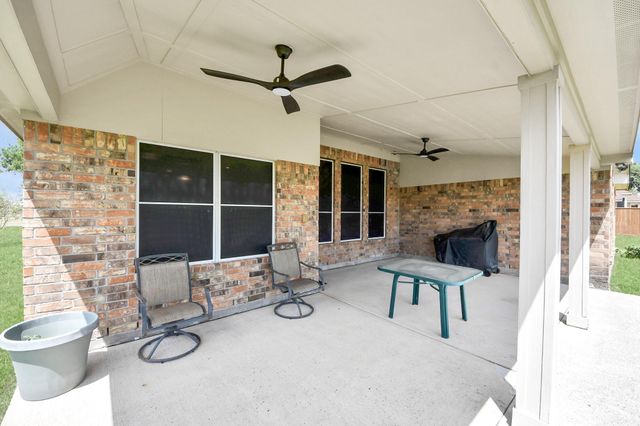 14618 Stablebrook Drive, Beach City, TX 77523