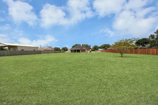 14618 Stablebrook Drive, Beach City, TX 77523