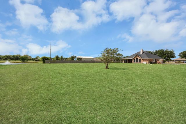 14618 Stablebrook Drive, Beach City, TX 77523
