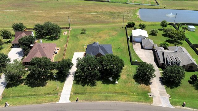 14618 Stablebrook Drive, Beach City, TX 77523