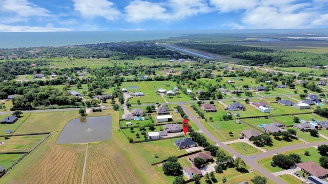 14618 Stablebrook Drive, Beach City, TX 77523