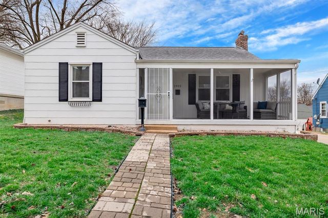 1915 McNair Place, St Charles, MO 63301