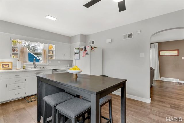 1915 McNair Place, St Charles, MO 63301