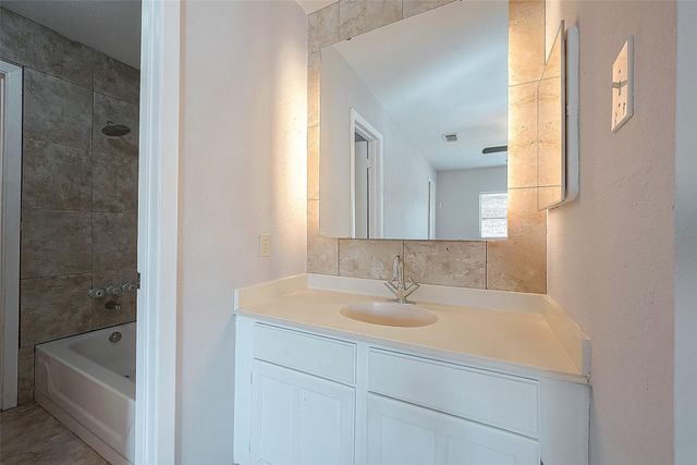 19510 Westhaven Drive, Houston, TX 77084