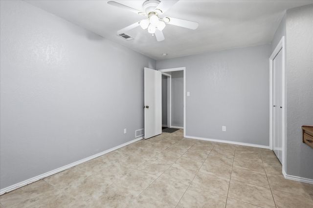 2008 Iron Horse Court, Arlington, TX 76017